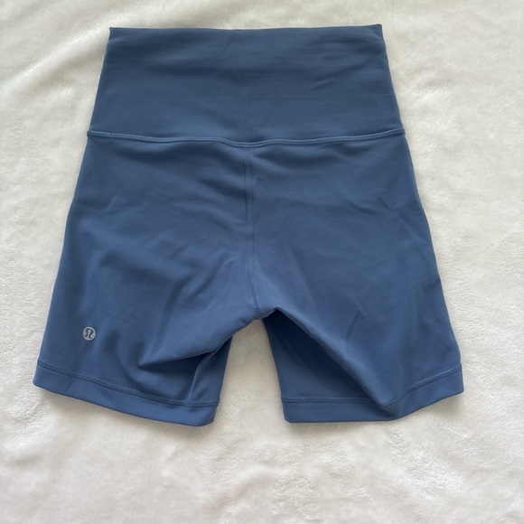 lululemon biker shorts - Picture 1 of 3